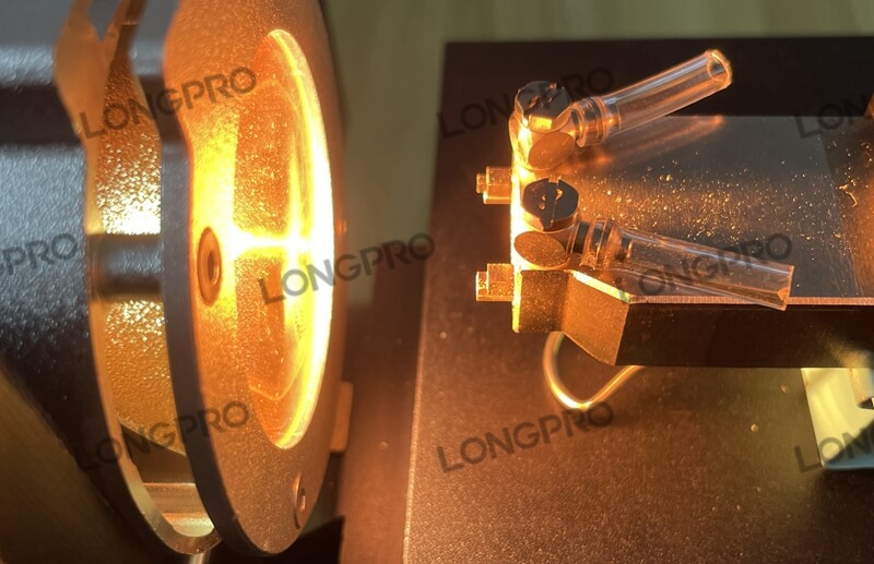 紅外熱鉚接.jpg 紅外熱鉚接.jpg